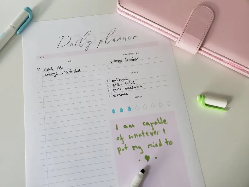 download free planner aesthetic daily planner